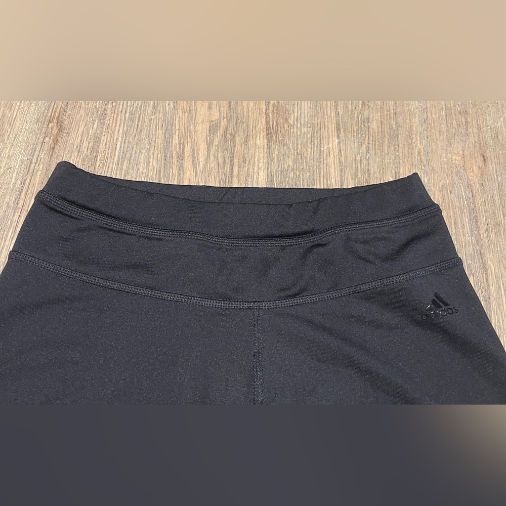 Adidas Solid Black Capri’s, Size Small - image 4
